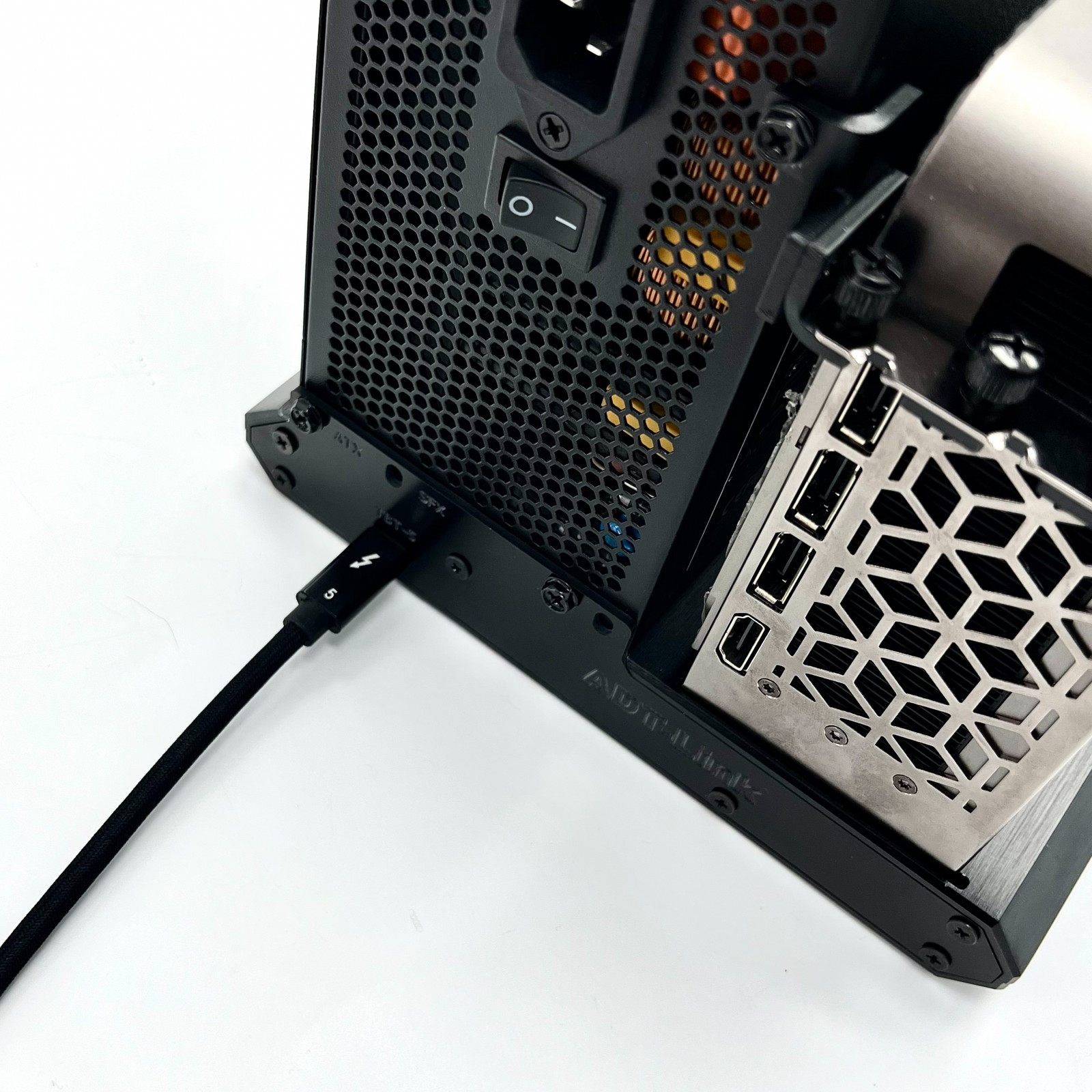 Base de Conexión Externa para  - Thunderbolt 4 External Gpu Enclosure reseña y precio